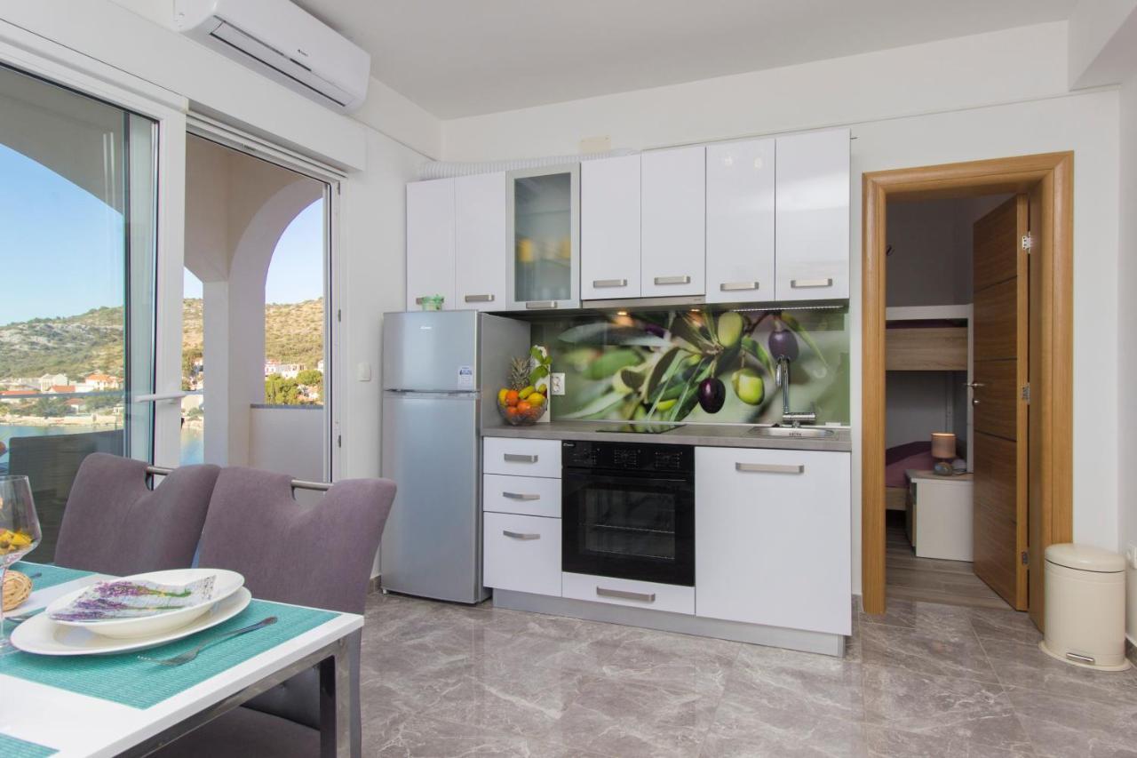 Apartmani Malis Ražanj Exterior foto