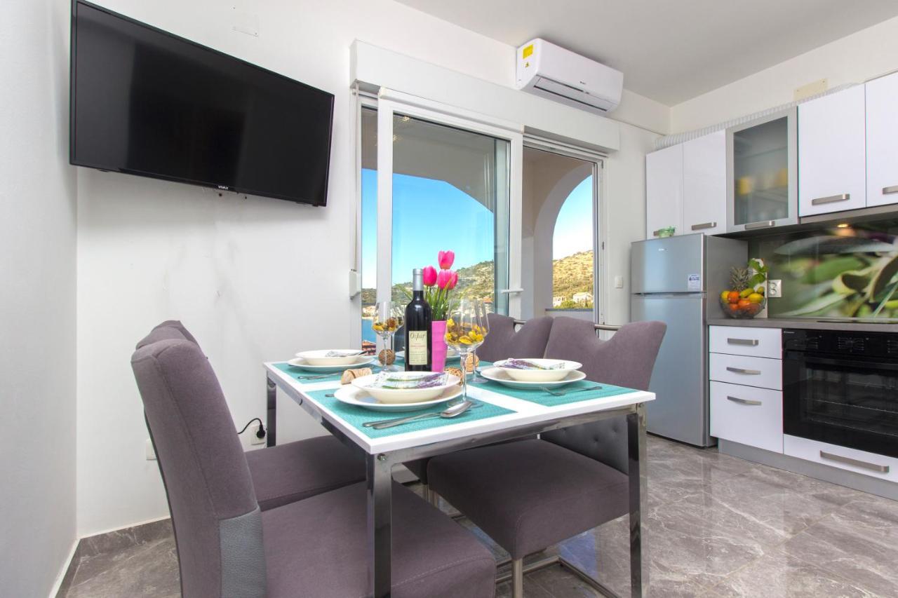 Apartmani Malis Ražanj Exterior foto
