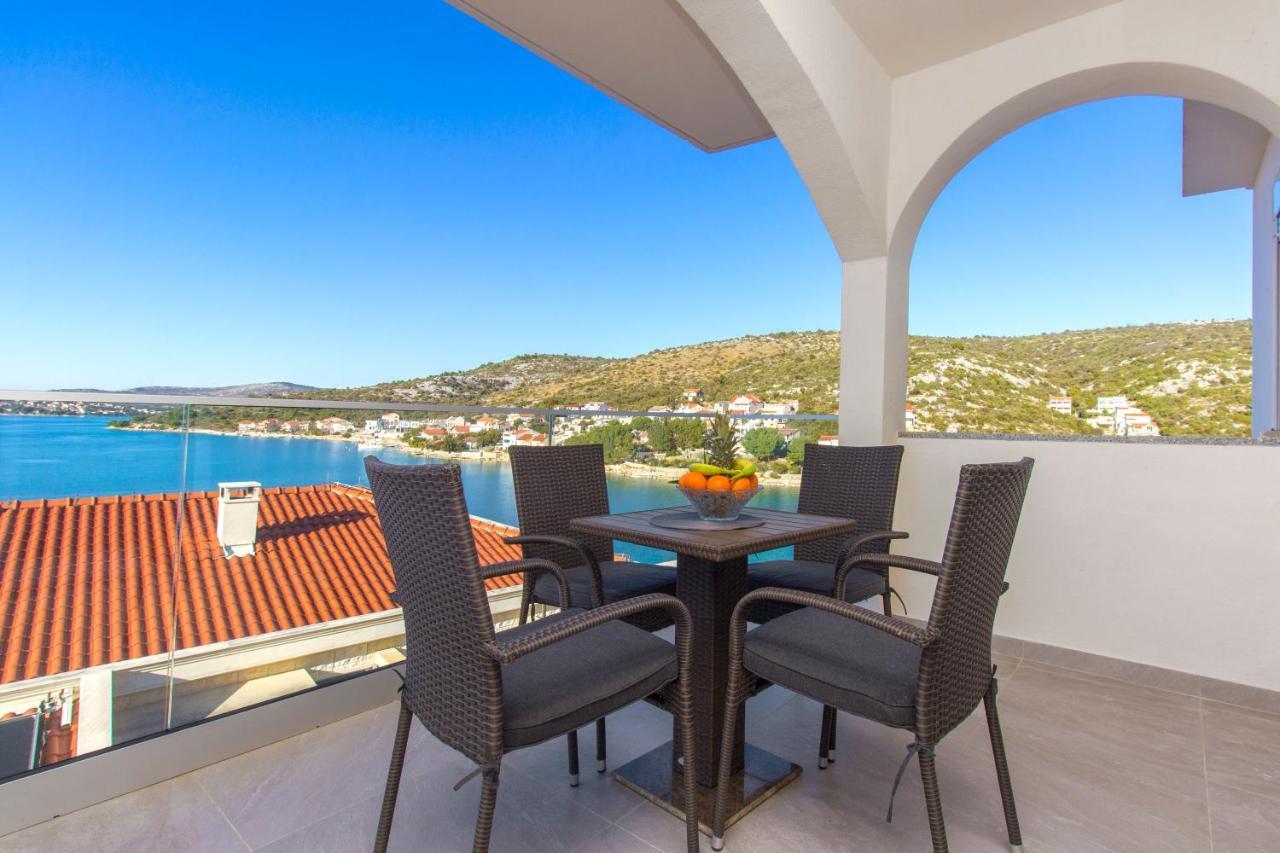 Apartmani Malis Ražanj Exterior foto